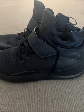Nike All-Blue Mid-Top Lace & Strap Sneaker